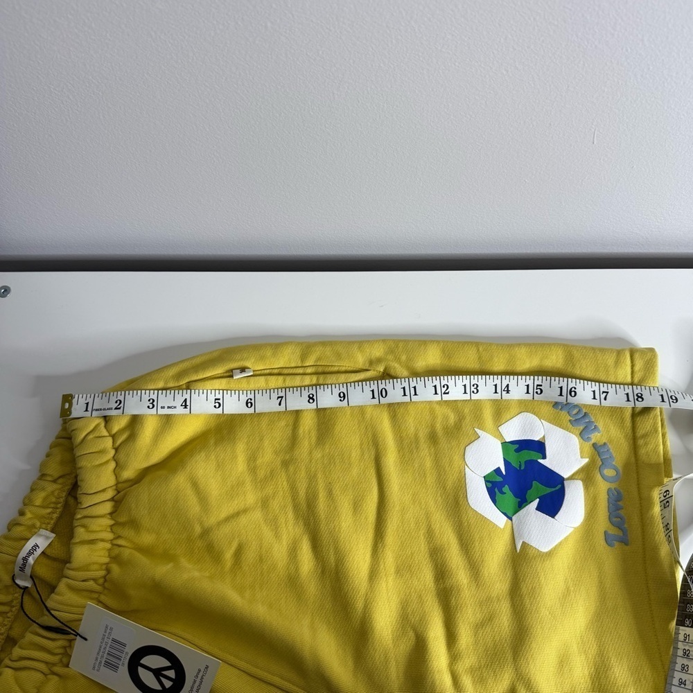 Madhappy - Earth Day Fleece Sweat Shorts Yellow - XS NWT - Picture 11 of 13